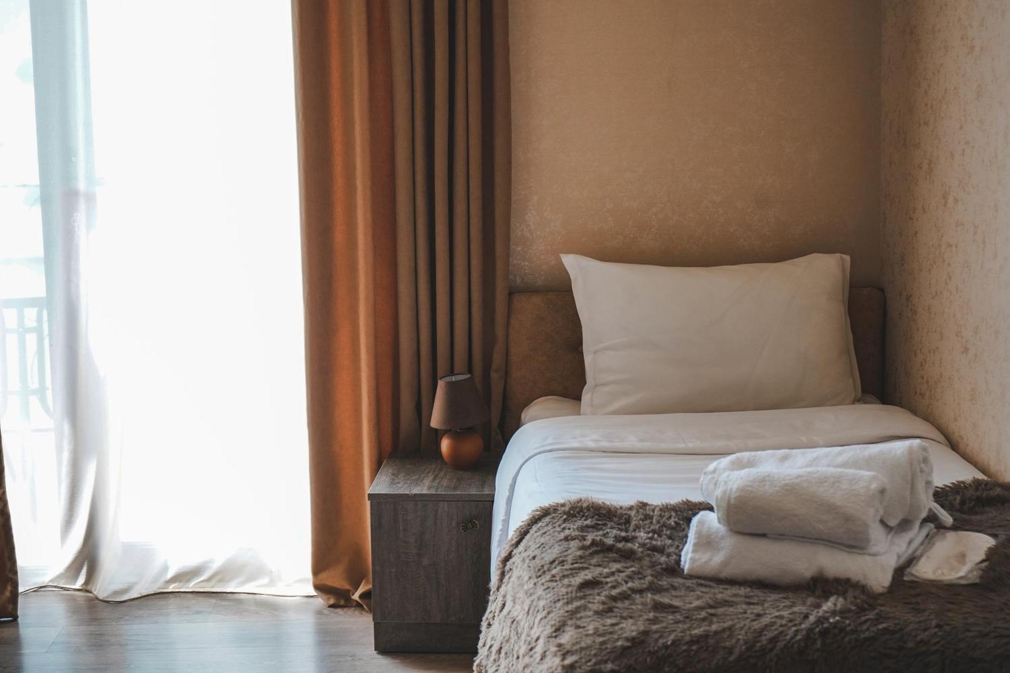 קזבגי Hotel Toliketi מראה חיצוני תמונה